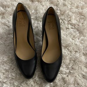 Naturalizer Black Women's Shoes
